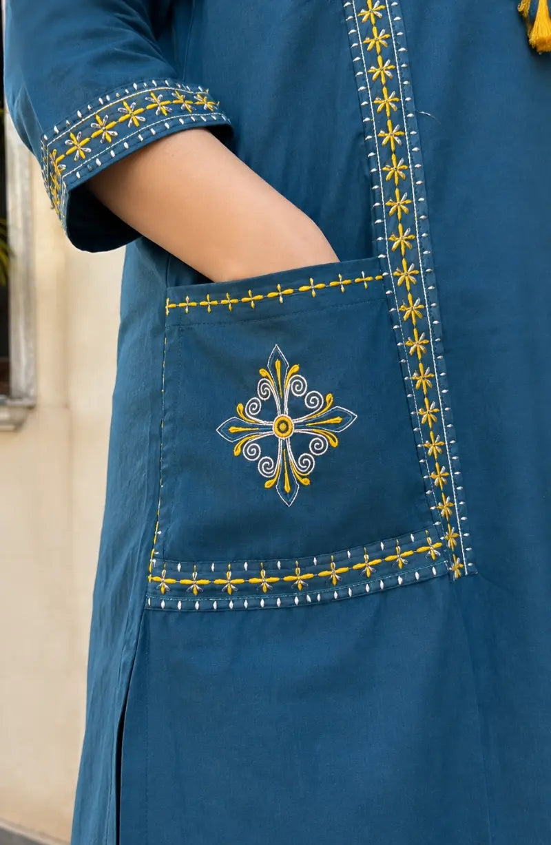 BLUE FRONT POCKET COTTON DRESS