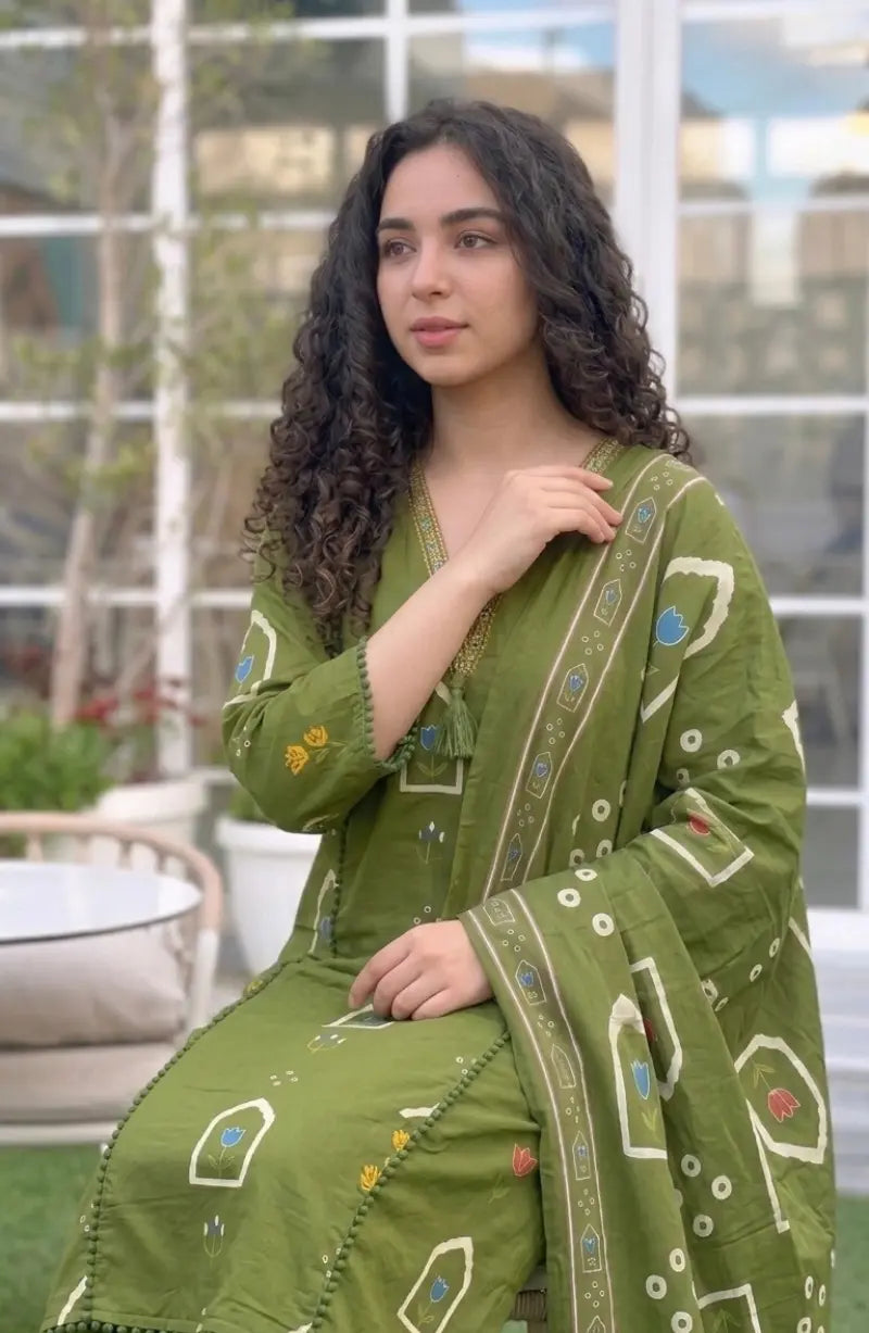Green Dome Print Dress