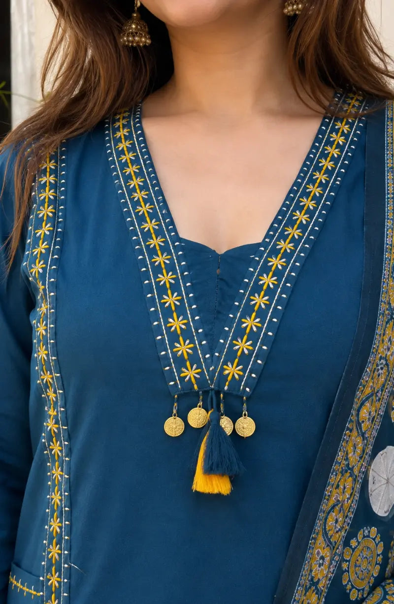 BLUE FRONT POCKET COTTON DRESS