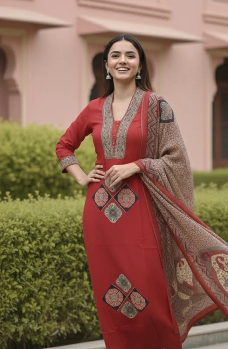 Appliqué  Brick Dress