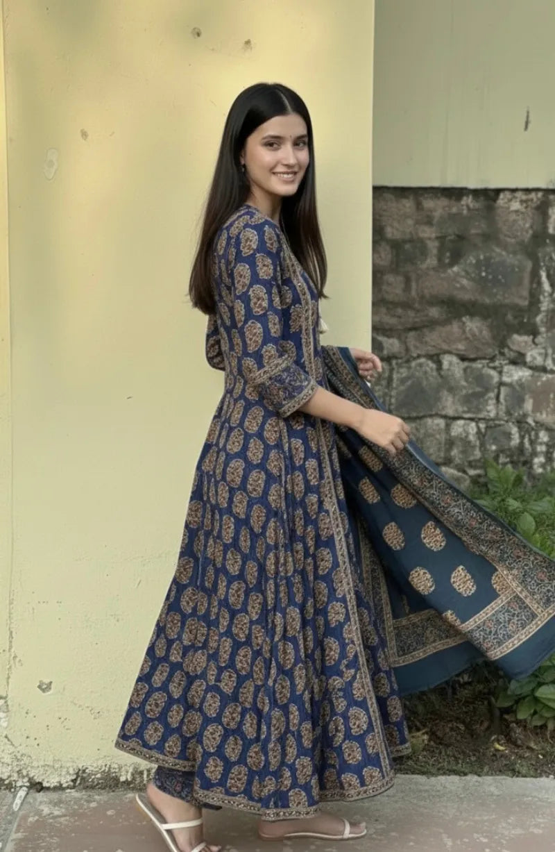 Front Pocket Blue Dress
